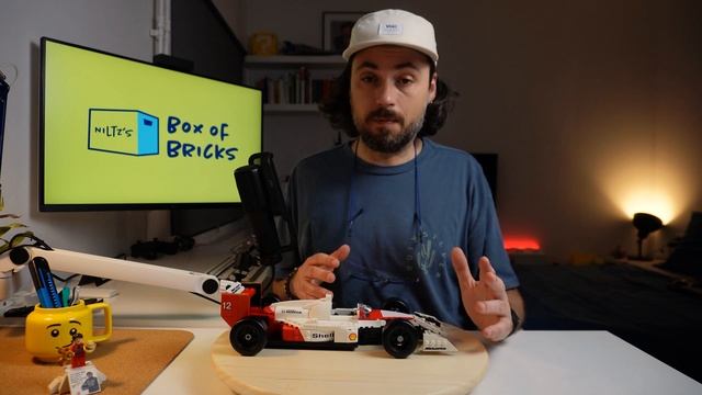 Lego Icons 10330 - McLaren MP4/4 & Ayrton Senna - Kind of a review смотреть онлайн