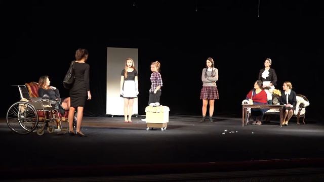 8 любящих женщин смотреть онлайн