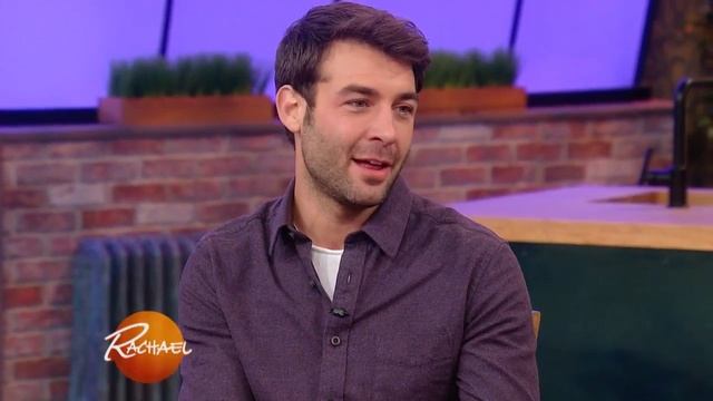 Tell Me a Story Star James Wolk Has Good Reason For Not Bringing His 2-Year-Old to Set смотреть онлайн