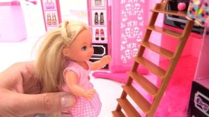 Кукла Барби и малышка Штеффи. Видео для девочек