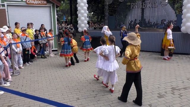 День защиты детей, Парк «Ривьера» смотреть онлайн