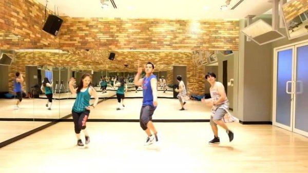 Zumba ® / Mike Stanley & Don Omar - Mr. Romantic