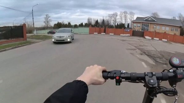 ПОКАТУШКИ НА ЭЛЕКТРО САМОКАТЕ KUGO M4 PRO