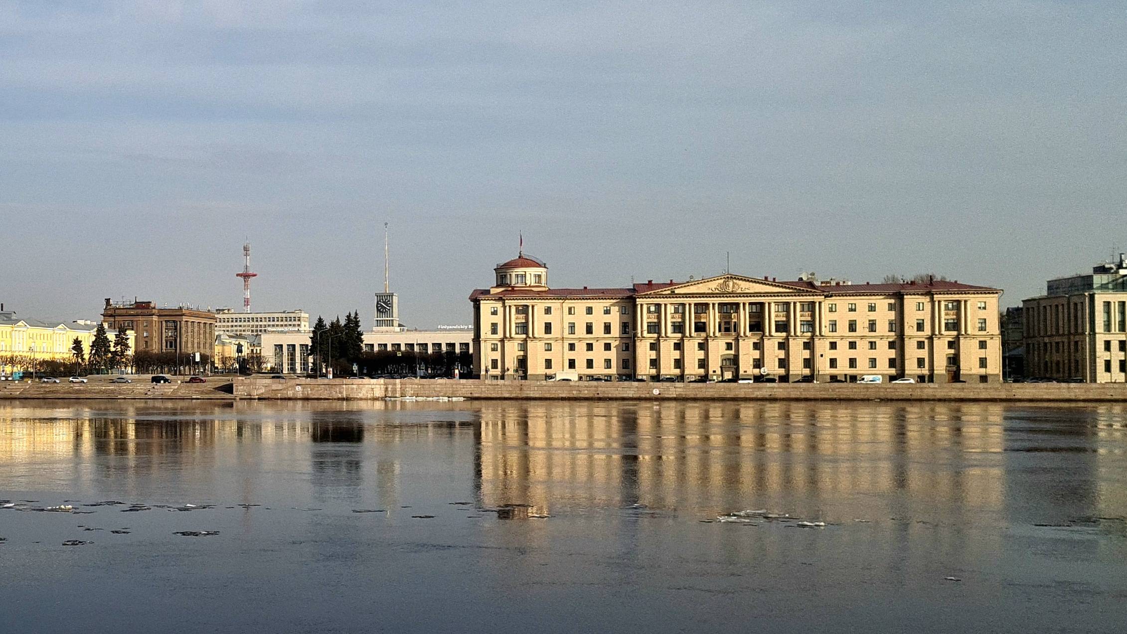 Санкт-Петербург. Просто чудесная погода для прогулки. смотреть онлайн