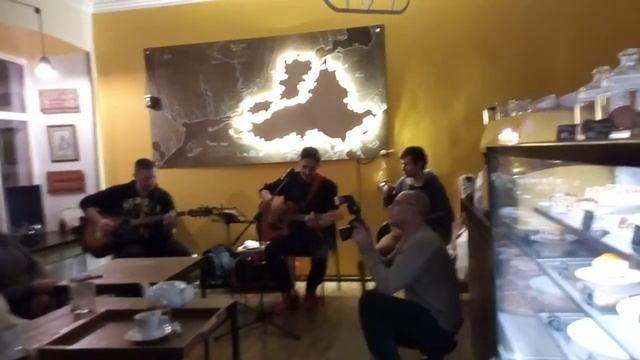 Акустический вечер Алекса Графа в кафе Херсон смотреть онлайн