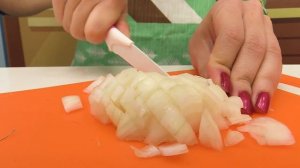 Видео с Герои в Масках. Алетт готовит волшебную еду