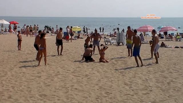 Beach Amusements. Пляжные развлечения