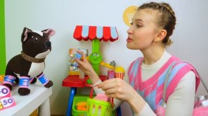 Ролевая игра магазин - Как мама. Игрушка собачка Шоколадка покупает гетры!