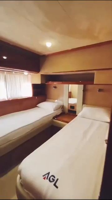 Яхта на средиземном море в городе Анталия смотреть онлайн