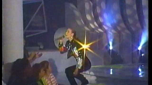 SASHA - JUSTO EN EL MOMENTO смотреть онлайн