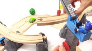 Игрушки Брио. Строим метро. Развивающее видео