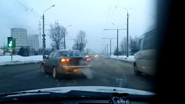 Проезд на красный 21.01.2016 17:33 смотреть онлайн