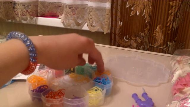 Коллекция браслетов и фигурок из резинок! смотреть онлайн