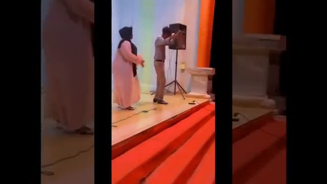 Wacdaraha Elite hotel Liido beach iyo Fanaanka Khaalid kaamal смотреть онлайн