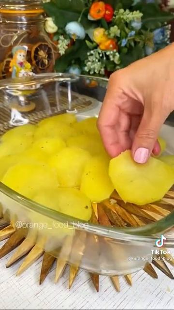 Картошка с сыром #shorts #вкуснаяеда #вкусно #рецепты #тикток #тиктокрецепты #обжор #кухня #картошк смотреть онлайн