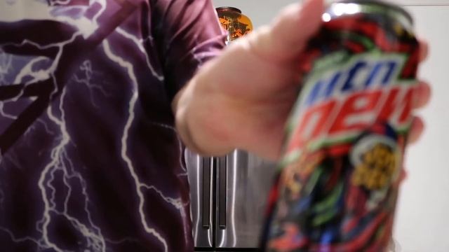 Soda Pop News #2 The Ghost of Mtn Dew Voo-Dew Past 6-Pack Is Here! смотреть онлайн