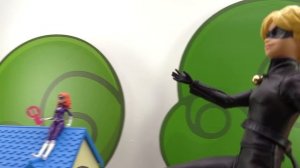 ToyClub шоу - Леди Баг и Супер Кот ищут Машу