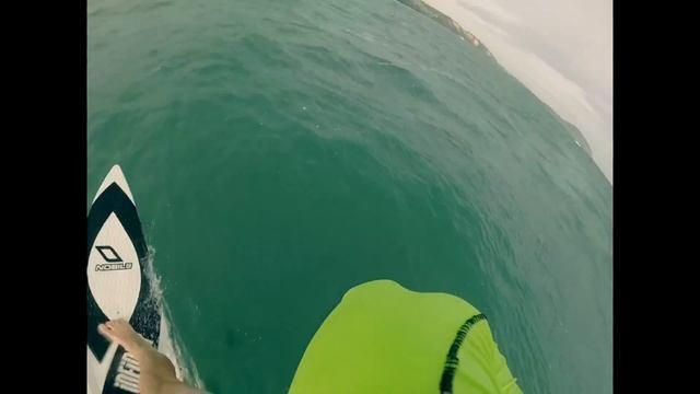 A day in the life of two kiters in Mui Ne смотреть онлайн