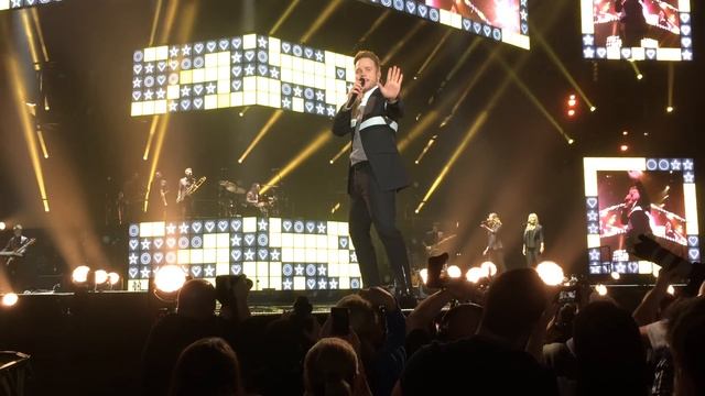 Olly Murs - Did You Miss Me - Live - Sheffield Arena - 31/03/15 смотреть онлайн