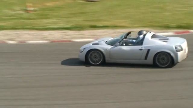 Opel Speedster drifting смотреть онлайн