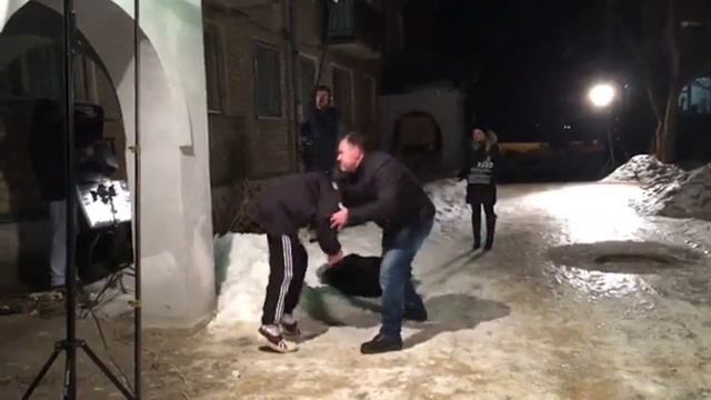 гопники устали.