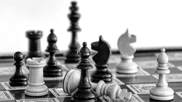 Шахматы с любителем на chess.com!!! Рапид Арена (10+0)