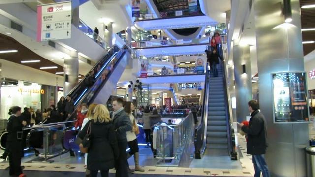 MallDova эскалаторы смотреть онлайн