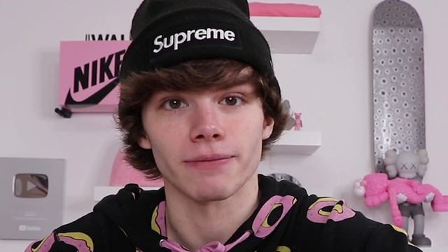Hypebeast Mystery Box Unboxing! Fan Mail Supreme GUCCI Off White смотреть онлайн