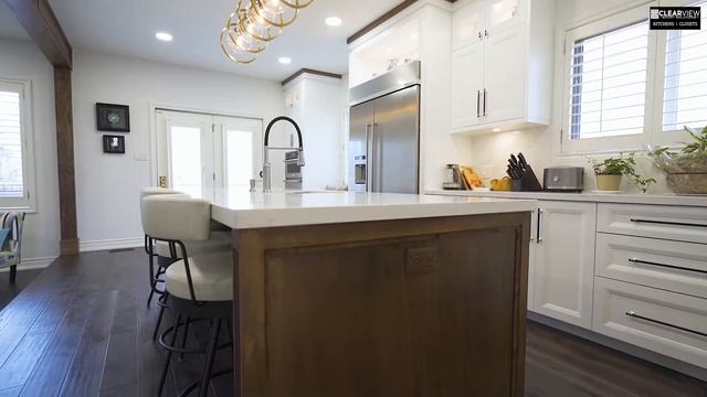 Custom Island Kitchen and Wall Unit With Built in Pot Lights - Clear View smART Solutions смотреть онлайн