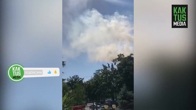 В Бишкеке загорелся один из торговых центров смотреть онлайн