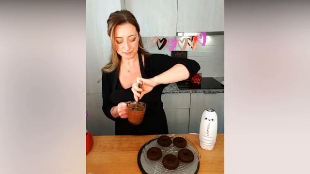 How To Make Baked Donuts With  Cake Mix - Donuts On A Budget And Ready In Just 12 Minuts!