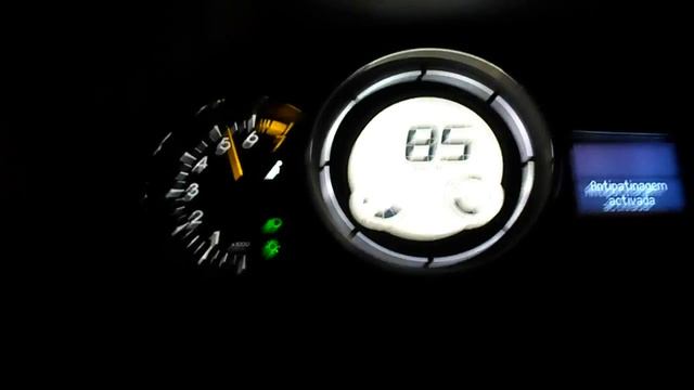 0-100 Fluence GT - "Red Rocket" смотреть онлайн