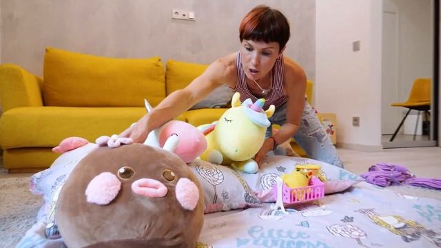 Маша Капуки готовит воздушные оладьи для единорогов! Готовим вместе - Рецепты для детей смотреть онлайн