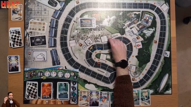 Heat: Pedal to the Metal - Playthrough (Rules Explained) - 1961 Championship Race 1: Great Britain смотреть онлайн