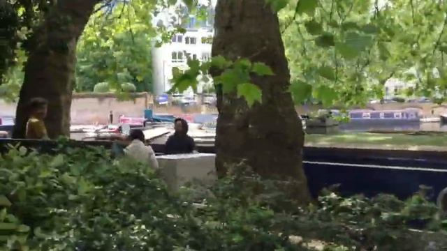 Hidden gems of London: Rembrandt Gardens смотреть онлайн