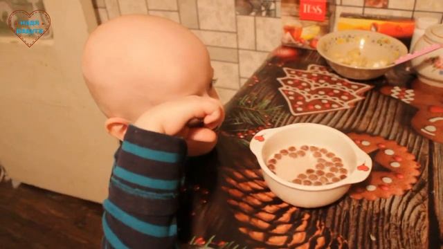 ВЛОГ: ПОКУПКИ ПРОДУКТОВ, БЫСТРЫЙ ОБЕД, ПЕЧЕНЬКИ, ОТКРЫВАЕМ СЮРПРИЗЫ, НАДЯ ЕСТ ЛИМОН:) смотреть онлайн