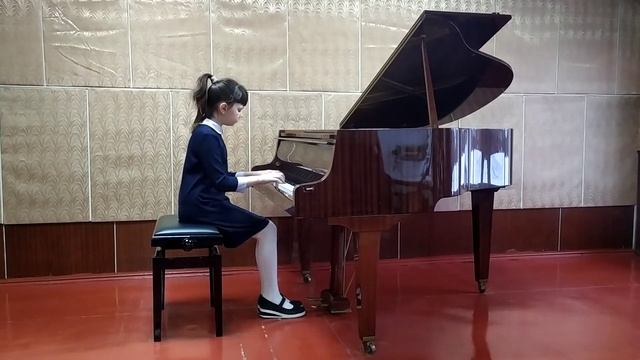 Черданцева Алена, ШИ Косолапова, 9 лет, 1 гр 2 подгр , К Черни Этюд D dur смотреть онлайн