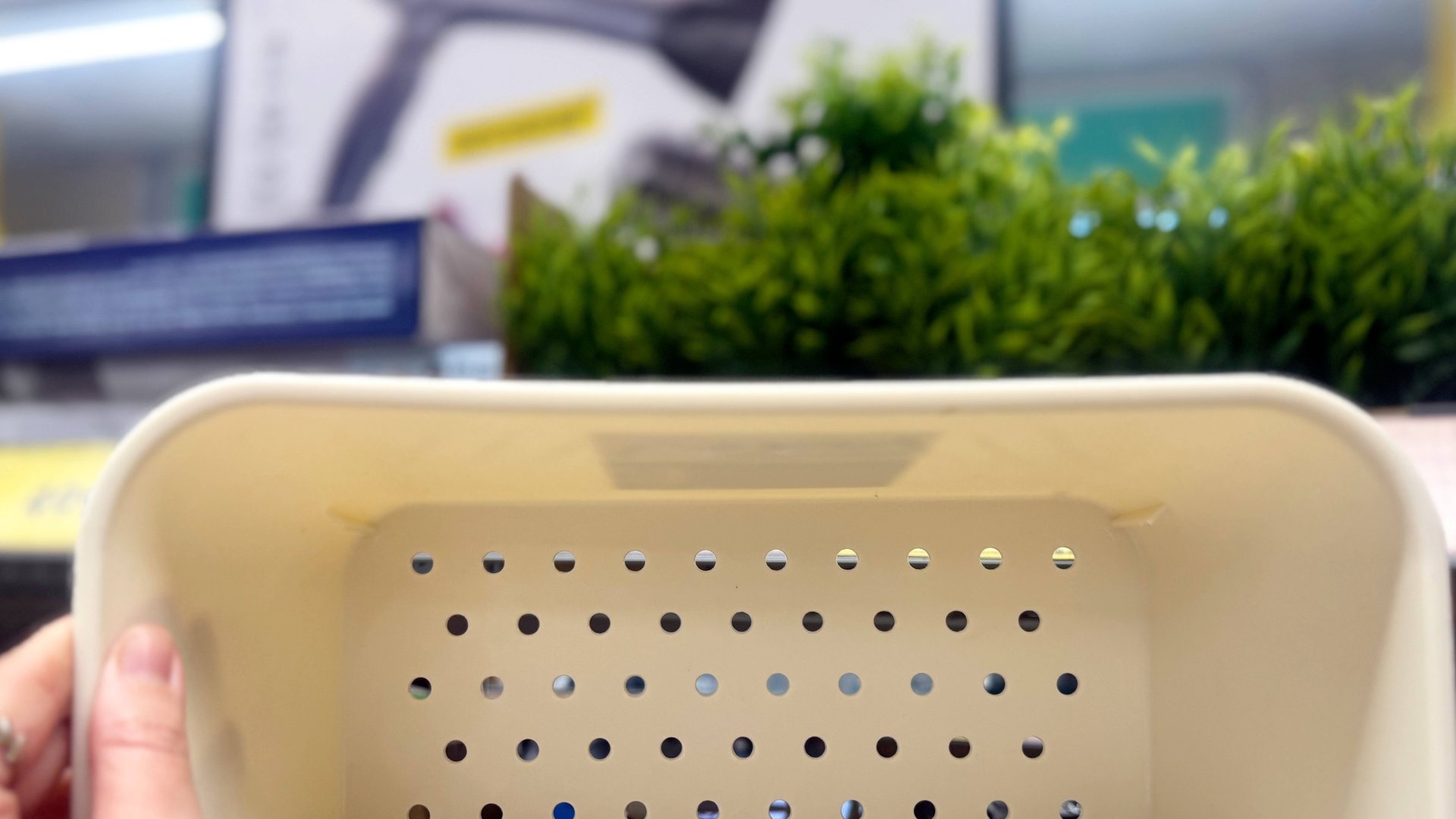 ЧИЖИК БОГАТ как никогда 🧚 ТОЛПЫ покупателей 🛒 Полки ломятся от товаров по низким ценам 🔥 смотреть онлайн