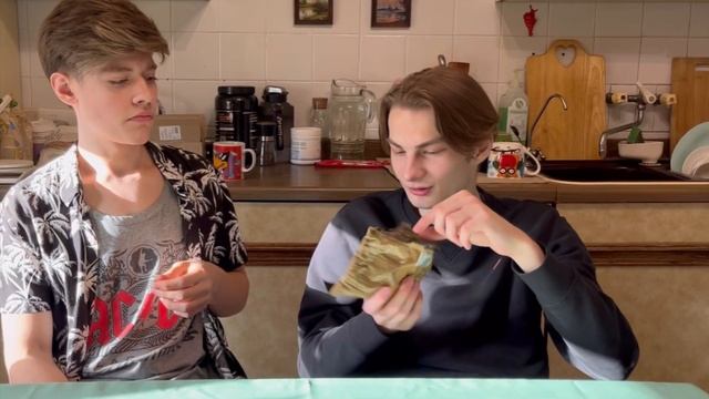 Зеленые уголки сада