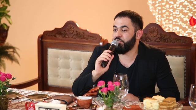 Чайные встречи 9 апреля 2017 / Севак Ханагян смотреть онлайн