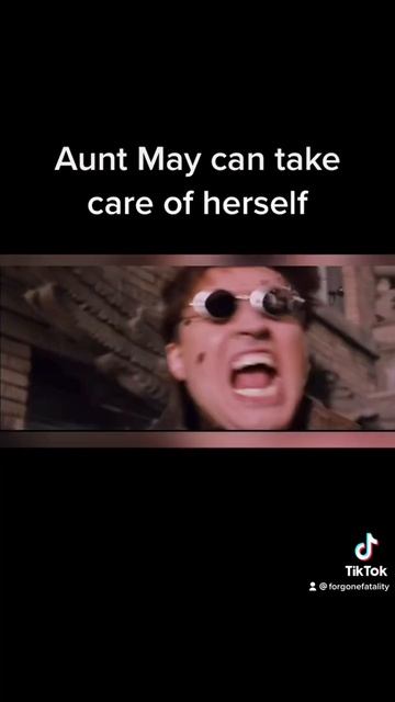 Which Spider-Man film or comic has the best Aunt May? смотреть онлайн