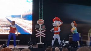 Шоу щенячий патруль Зелёный театр