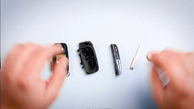 Land Rover key battery replacement смотреть онлайн