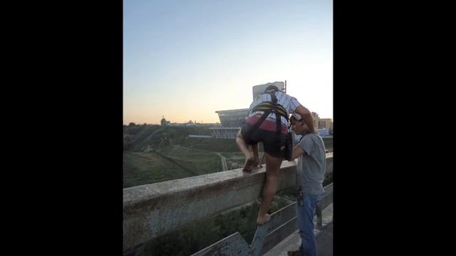 rope jumping 20.07.2011. Первое сальто назад с перил окт. смотреть онлайн