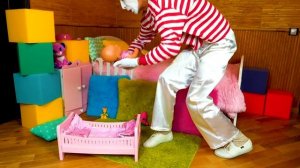 Смешные видео куклы – БЕБИ БОН и Утёнок Неваляшка! - Видео игры как мама с пупсом Baby Born