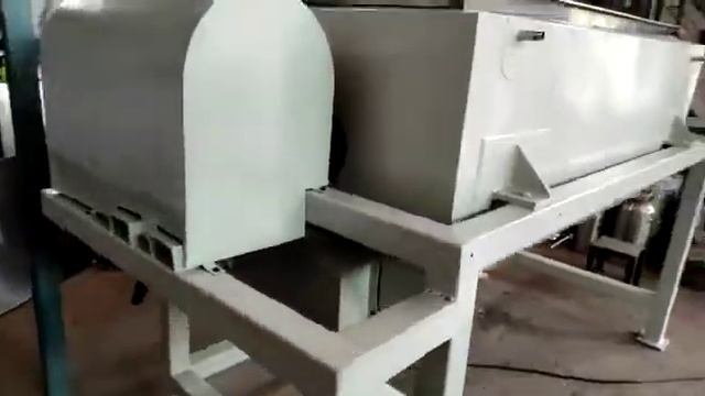 RIBBON BLENDER CUM ROASTER (250kg)500 liter Non GMP Model смотреть онлайн