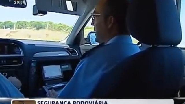 BMW M5 apanhado a conduzir 230 KM/HORA смотреть онлайн