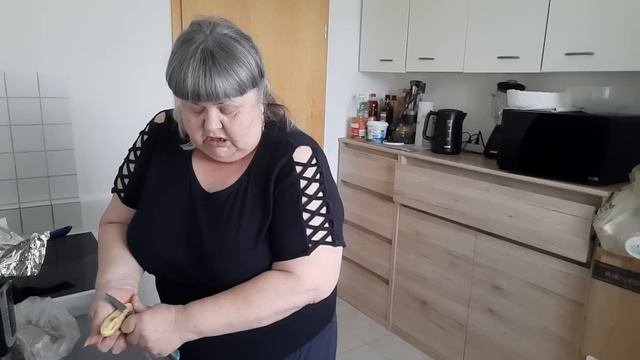 ГЕРМАНИЯ🇩🇪.УКРАИНСКИЕ🇺🇦БЕЖЕНЦЫ.ОТМЕНИЛИ СТРАХОВКУ И ГРОЗИТ ДЕПОРТАЦИЯ смотреть онлайн