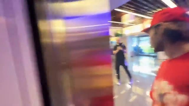 БЕШЕННЫЙ ЗАЯЦ РАЗОРАЛСЯ