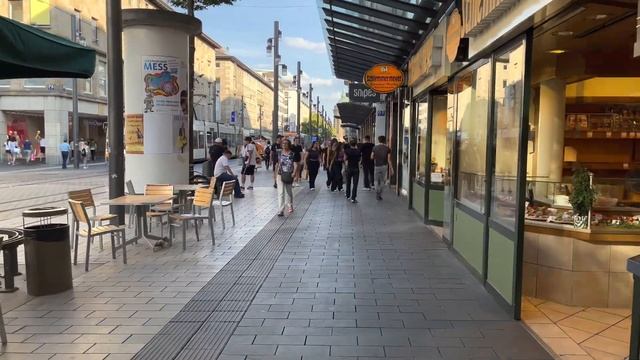 Walking Through the Streets of Mannheim Germany ,4K60fps смотреть онлайн